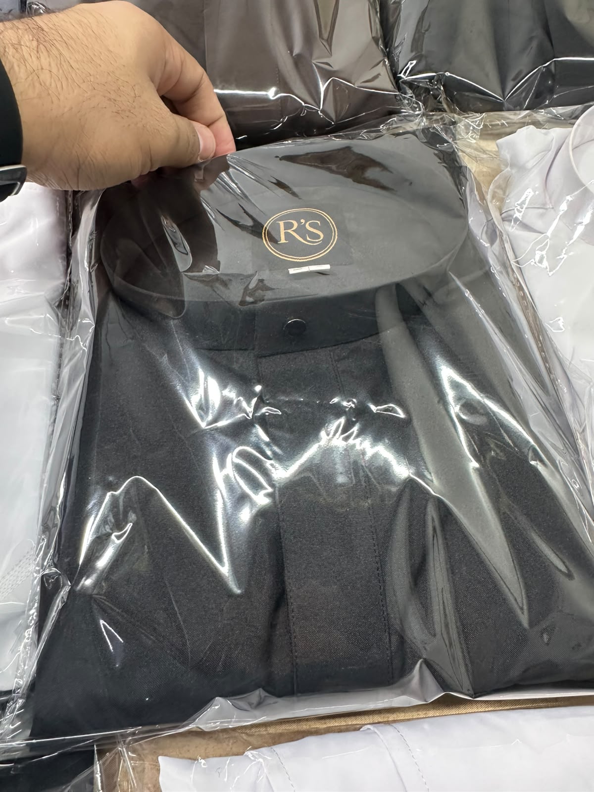 T1-011 Plain Black Saudi Thobes