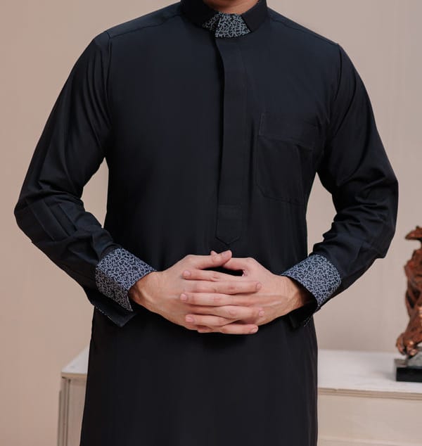 T1-006 Black Designer Thobe