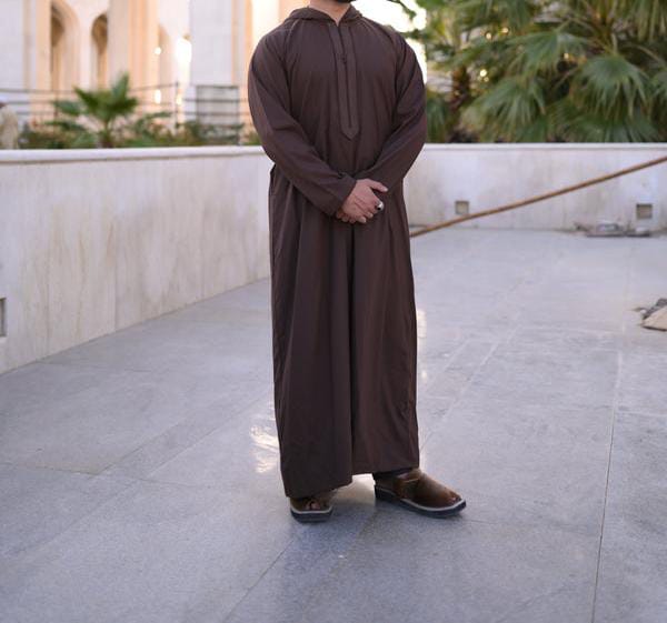 T1-015 Embroidered Brown Hoodie Thobe
