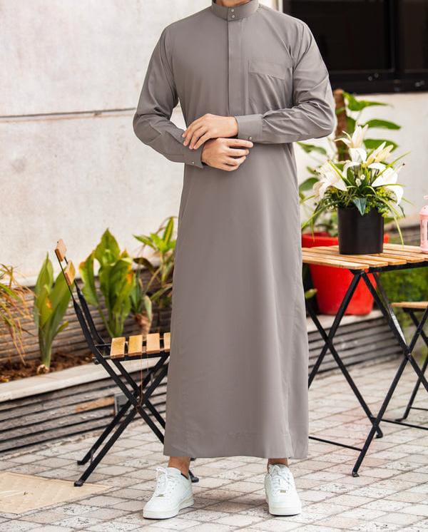 T1-013 Plain Light Grey Saudi Thobe